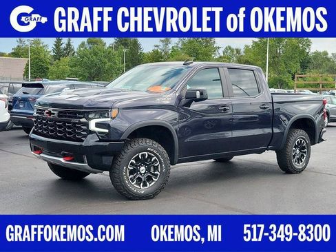 Used 2023 Chevrolet Silverado 1500 ZR2 w/ Technology Package AWD/4WD image 1