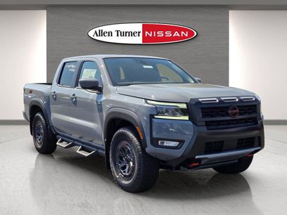 New 2025 Nissan Frontier PRO-4X w/ Interior Protection Package