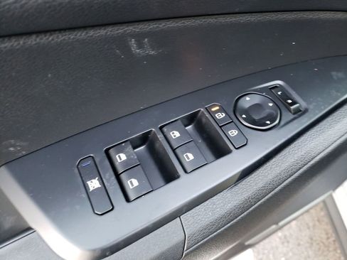 New 2026 Kia Sportage S AWD/4WD image 17