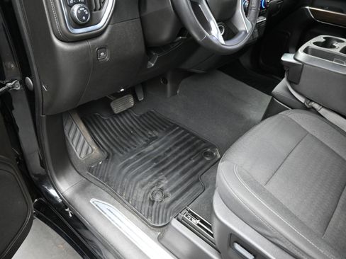 Used 2022 Chevrolet Silverado 1500 LT image 12