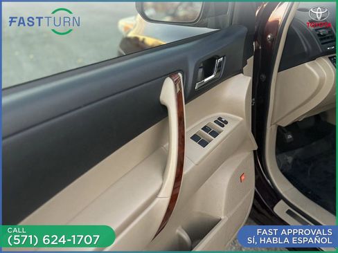 Used 2012 Toyota Highlander Limited image 20