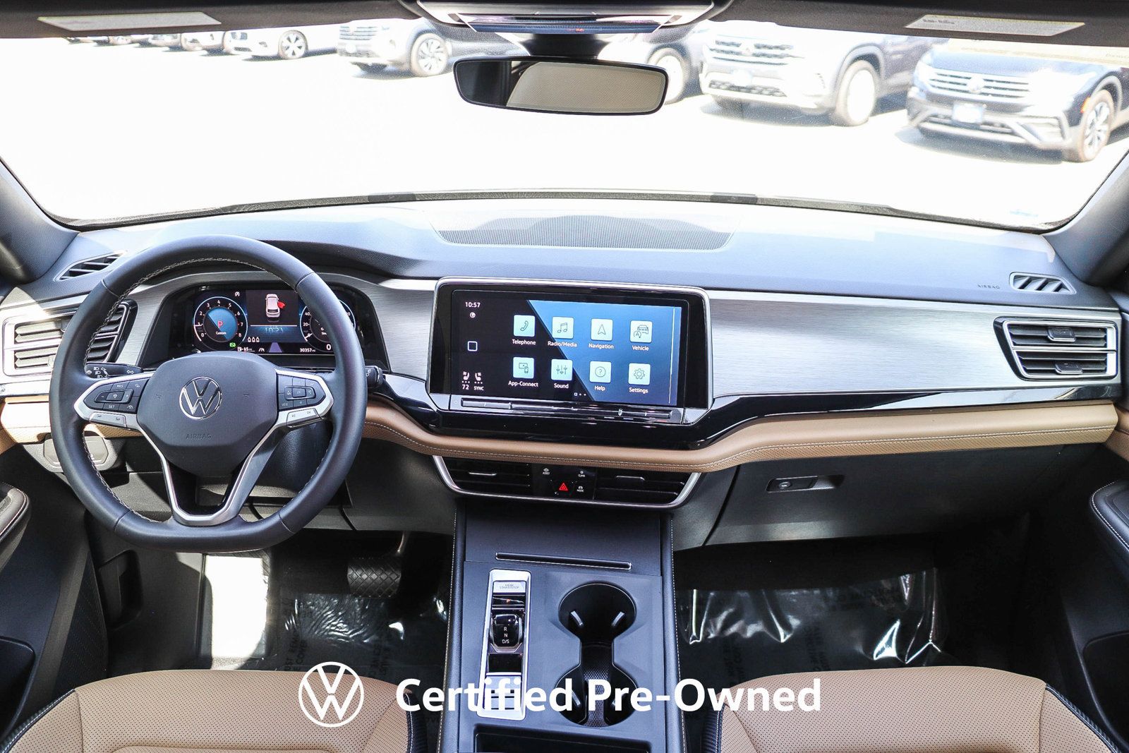 Used 2024 Volkswagen Atlas Cross Sport SE FWD image 14