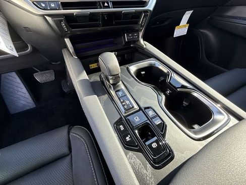 New 2026 Lexus RX 450h AWD image 21