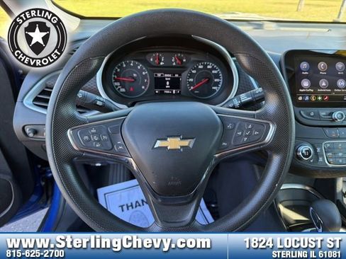 Used 2023 Chevrolet Malibu LT image 15