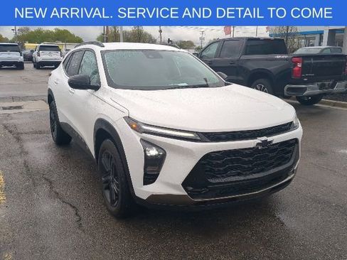 Used 2025 Chevrolet Trax ACTIV w/ Driver Confidence Package FWD image 9