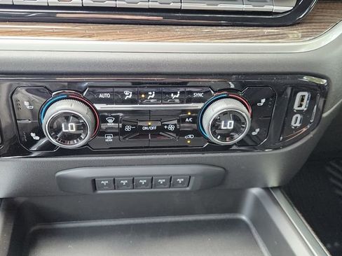 New 2026 Chevrolet Silverado 3500 LT w/ Texas Edition AWD/4WD image 21
