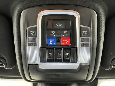 Used 2022 RAM 2500 Limited AWD/4WD image 24