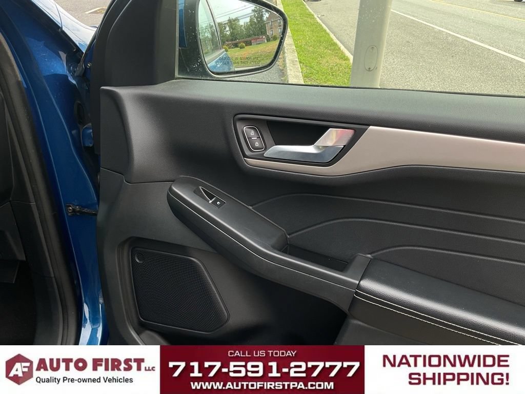 Used 2022 Ford Escape SEL AWD/4WD image 18