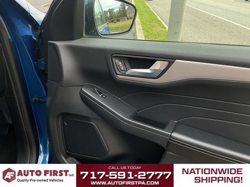 Used 2022 Ford Escape SEL AWD/4WD image 18