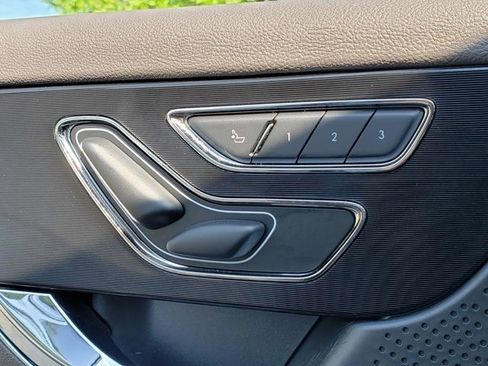 Used 2023 Lincoln Corsair AWD w/ Equipment Group 101A image 19