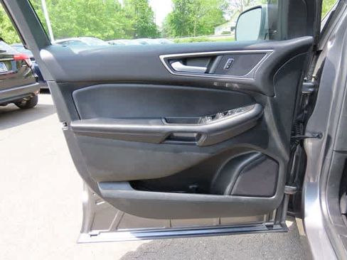 Used 2022 Ford Edge SEL w/ Convenience Package AWD/4WD image 17