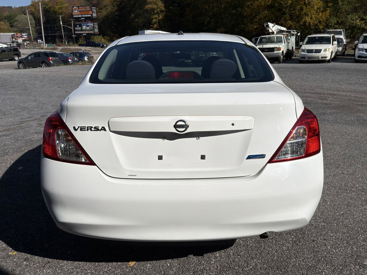 Used 2012 Nissan Versa S FWD image 6