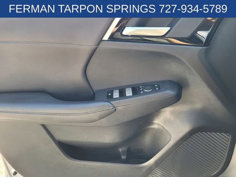 Used 2023 Mitsubishi Outlander SE image 22