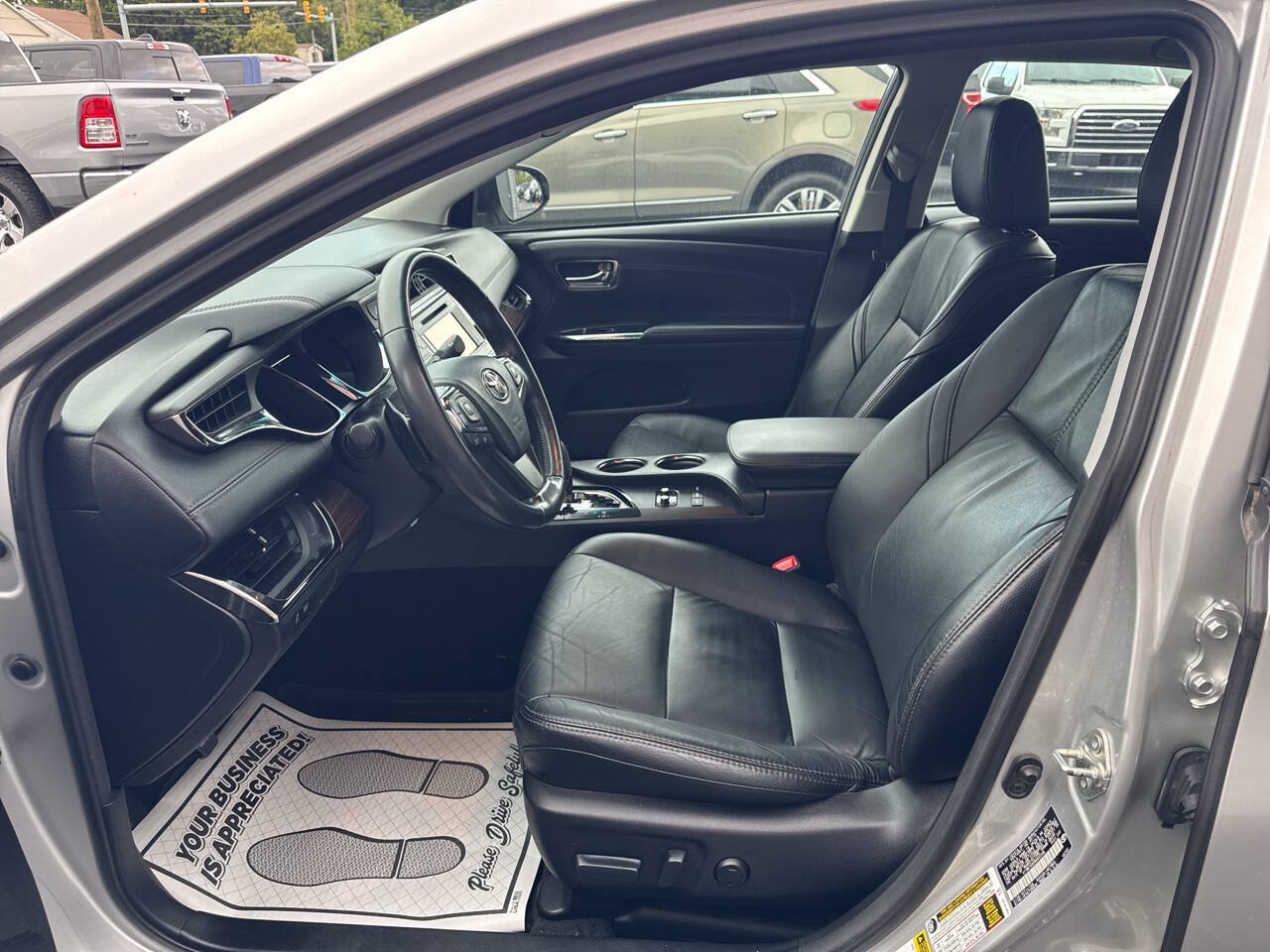 Used 2013 Toyota Avalon XLE Touring FWD image 13