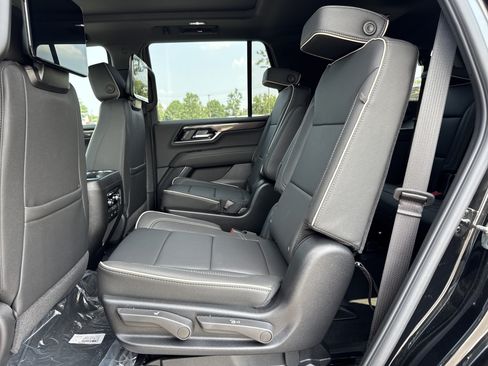 New 2026 GMC Yukon Elevation w/ Elevation Premium Package AWD/4WD image 33
