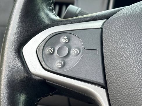 Used 2022 Chevrolet Colorado LT w/ LT Convenience Package RWD image 12