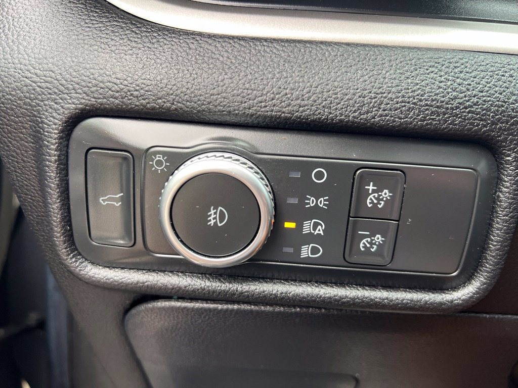 Used 2021 Ford Explorer XLT w/ Equipment Group 202A RWD image 42