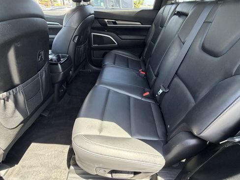 Used 2020 Kia Telluride LX AWD/4WD image 26