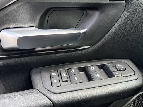 New 2026 RAM 1500 Express AWD/4WD image 21