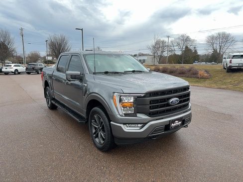 Used 2023 Ford F150 Lariat image 3