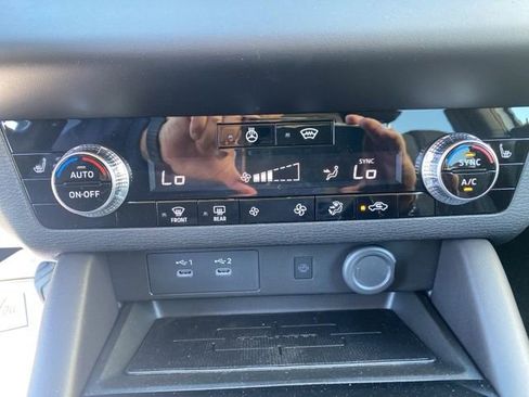 New 2026 Mitsubishi Outlander Trail Edition AWD/4WD image 17