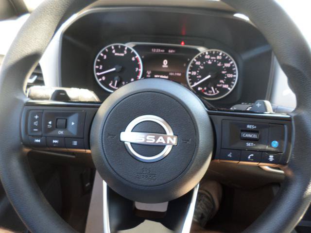 Used 2023 Nissan Rogue SV AWD/4WD image 19