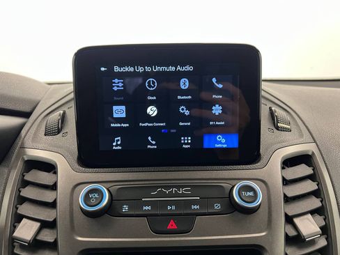 Used 2020 Ford Transit Connect XLT image 16