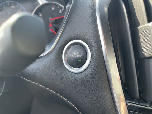 Certified 2022 Chevrolet Traverse Premier image 17