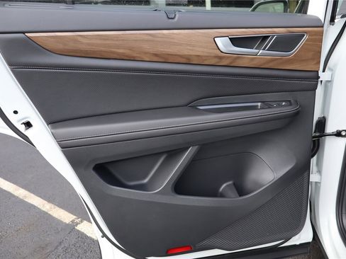 New 2026 Volkswagen Atlas SE image 24