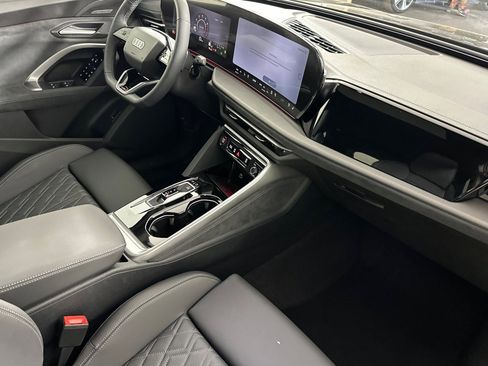 New 2026 Audi SQ5 Premium Plus AWD/4WD image 15