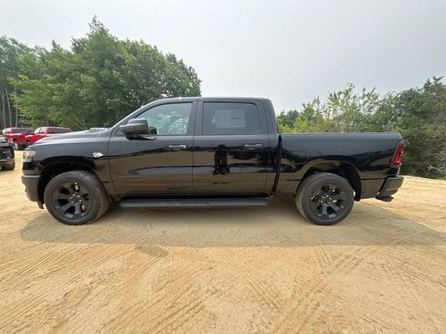 New 2026 RAM 1500 Express AWD/4WD image 2