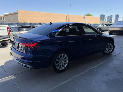Used 2022 Audi A4 2.0T Premium w/ Convenience Package AWD/4WD image 4