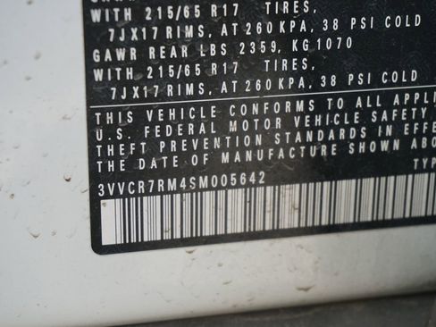 Used 2025 Volkswagen Tiguan S image 29