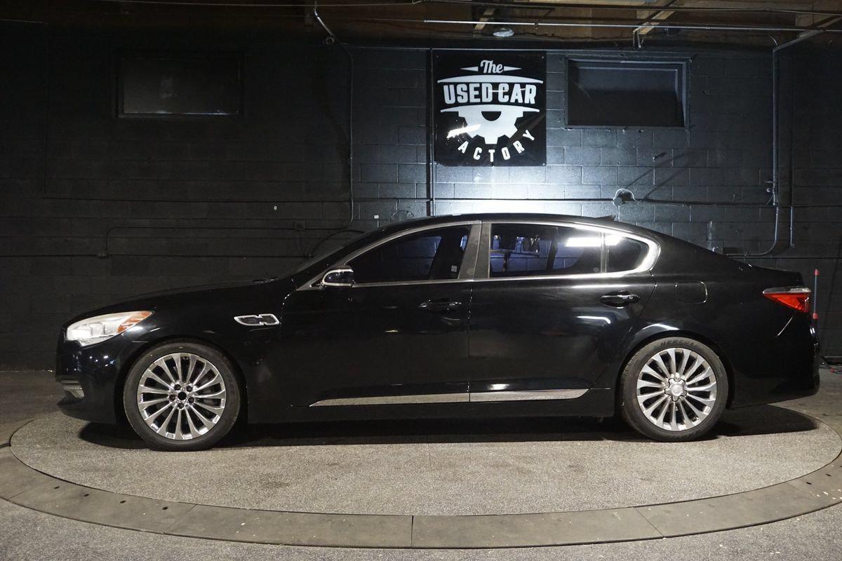 Used 2016 Kia K900 Luxury RWD image 3