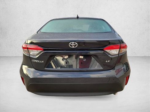 Used 2025 Toyota Corolla LE FWD image 6