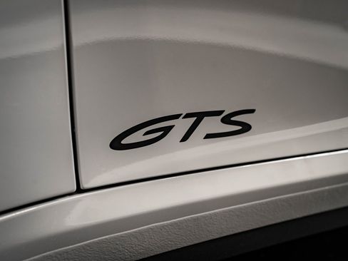 Certified 2022 Porsche 911 Targa 4 GTS image 64