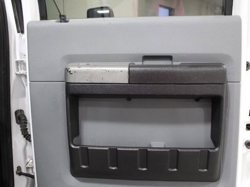 Used 2016 Ford F250 XLT w/ XLT Premium Package image 23