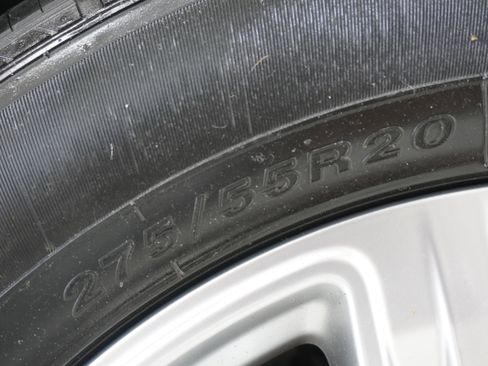 Used 2020 Ford Expedition XLT w/ Equipment Group 202A image 27