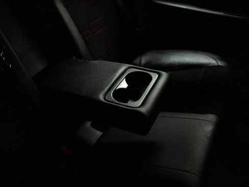 Used 2022 Kia Forte GT w/ GT Technology Package FWD image 12