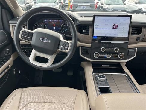 Used 2023 Ford Expedition Max Limited image 13