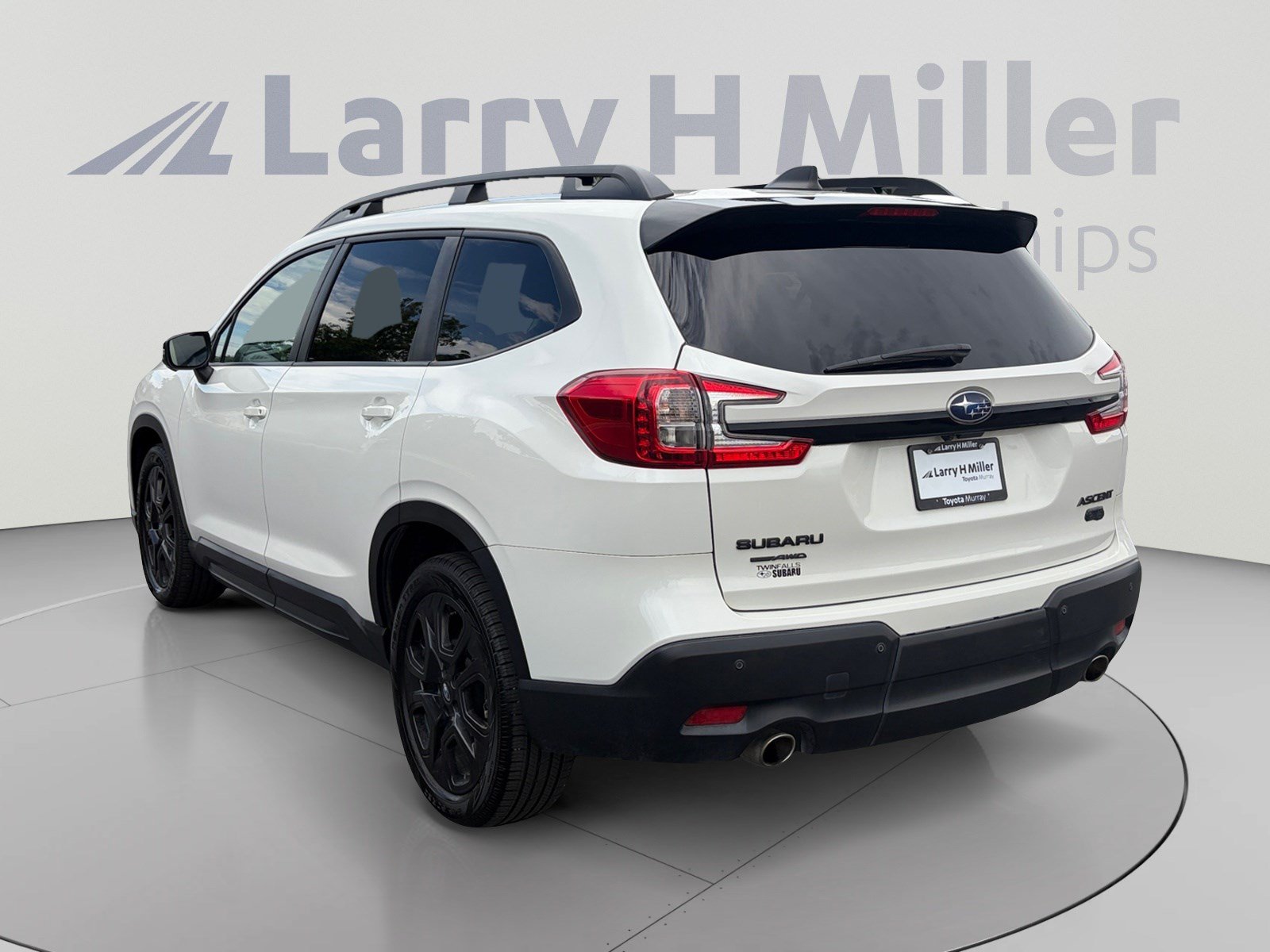 Used 2023 Subaru Ascent Onyx Edition Limited AWD/4WD image 3