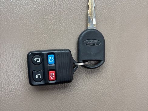 Used 2005 Ford Expedition 2WD image 22