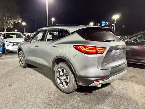 Used 2024 Chevrolet Blazer LT w/ Convenience Package image 10