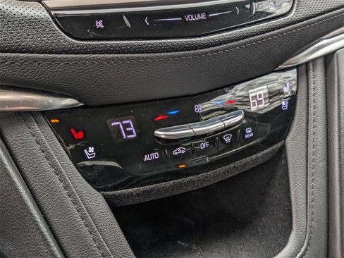 Used 2019 Cadillac XT5 Premium Luxury image 26