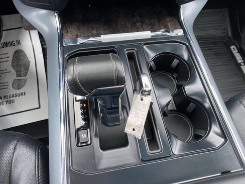 Used 2023 Ford F150 Lariat w/ Equipment Group 502A High image 38