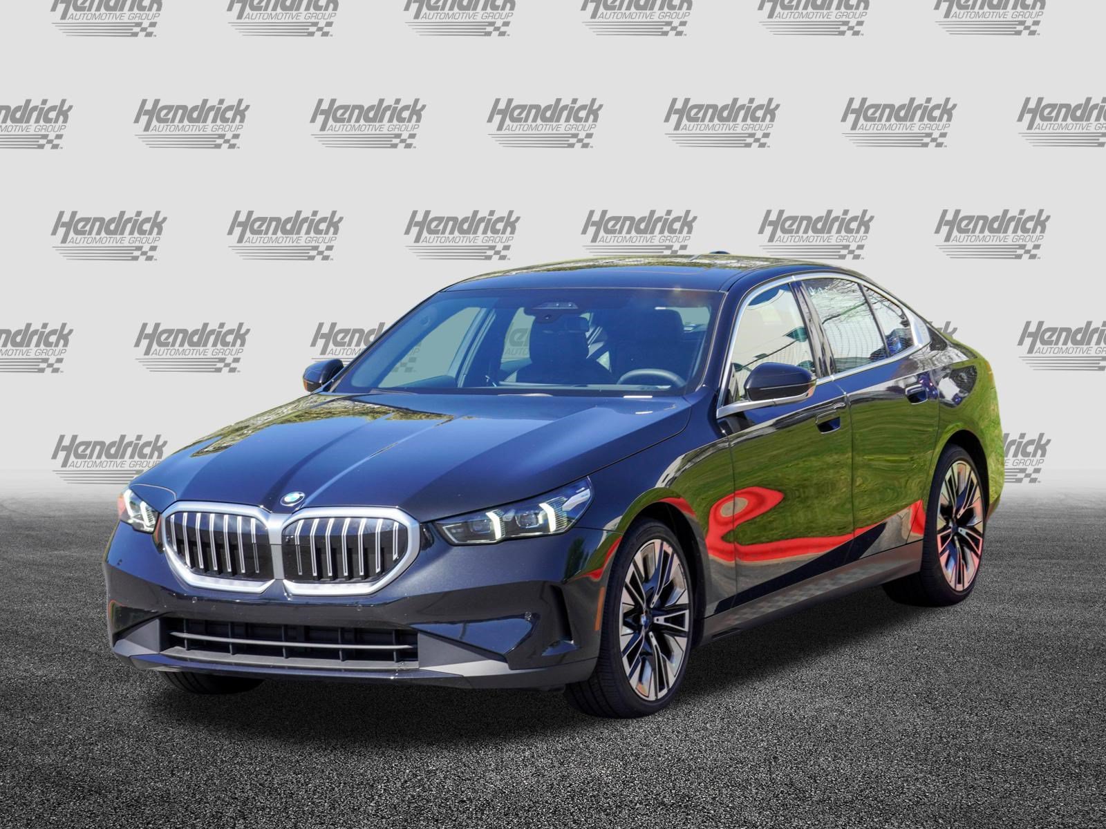 Certified 2025 BMW 540i xDrive AWD/4WD image 5
