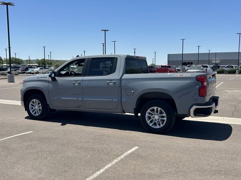 Certified 2024 Chevrolet Silverado 1500 LT AWD/4WD image 3