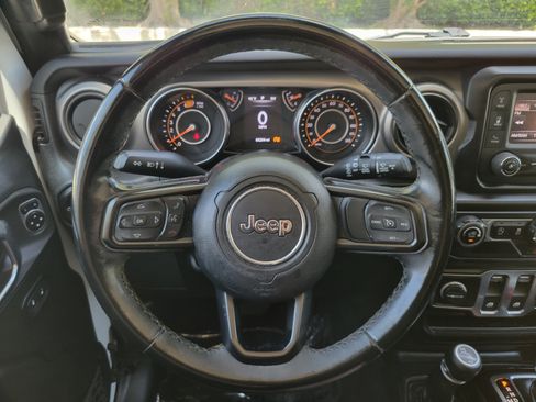 Used 2020 Jeep Wrangler Sport AWD/4WD image 19