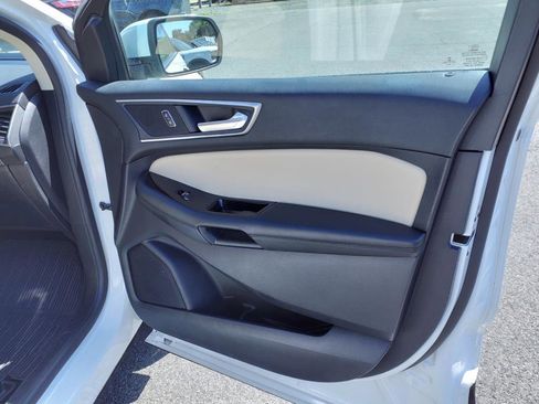 Used 2020 Ford Edge SEL w/ Convenience Package image 13