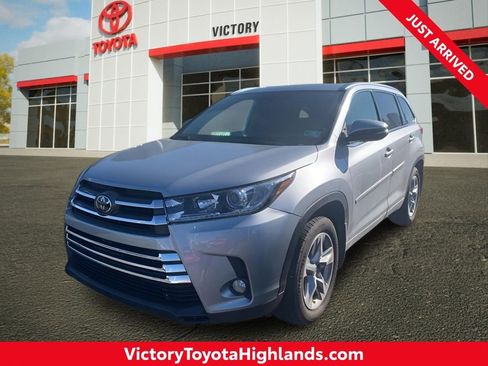 Used 2018 Toyota Highlander Limited AWD/4WD image 1